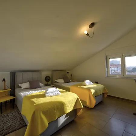 Penthouse Belvedere View With Private Parking Fiume