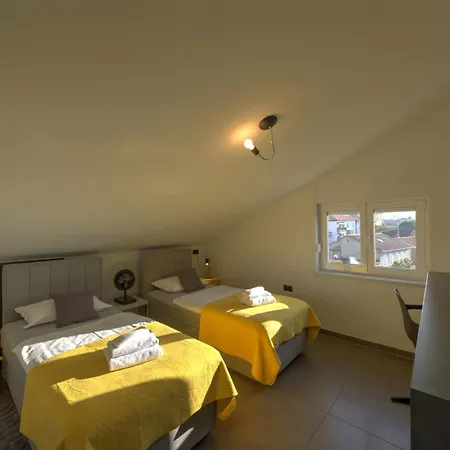 Penthouse Belvedere View With Private Parking Apartman Fiume