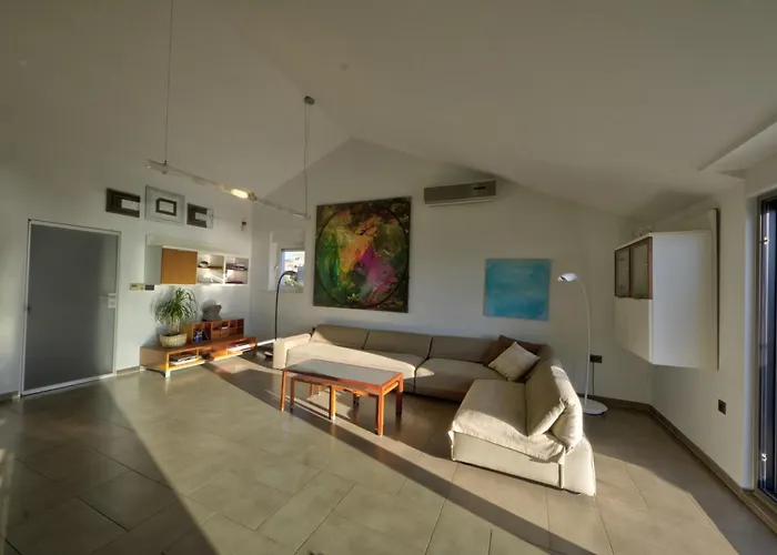 Appartement Penthouse Belvedere View With Private Parking Rijeka