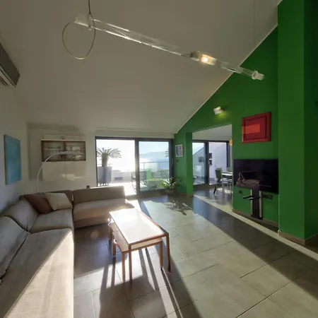 Penthouse Belvedere View With Private Parking Appartamento Fiume