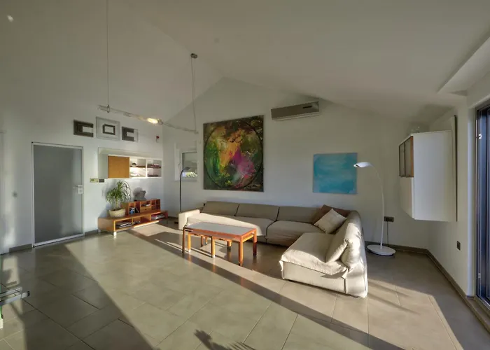 Penthouse Belvedere View With Private Parking Appartamento *